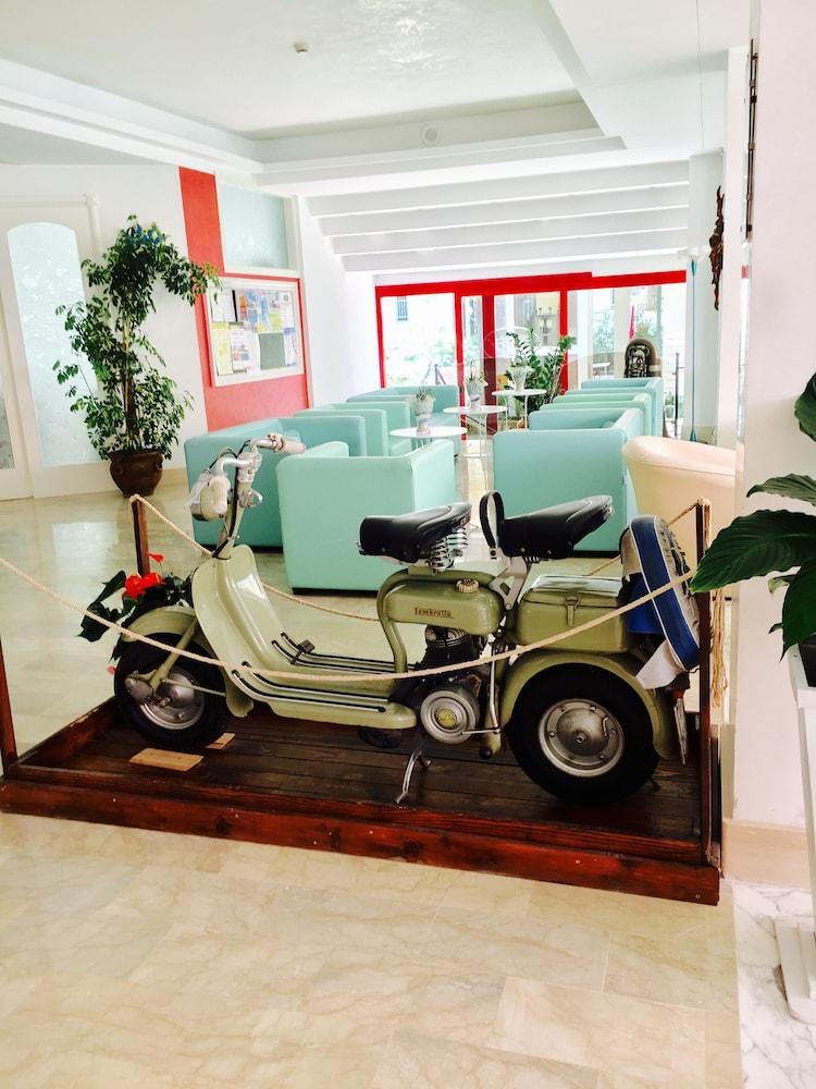 Hotel De Amicis Riccione Exterior photo