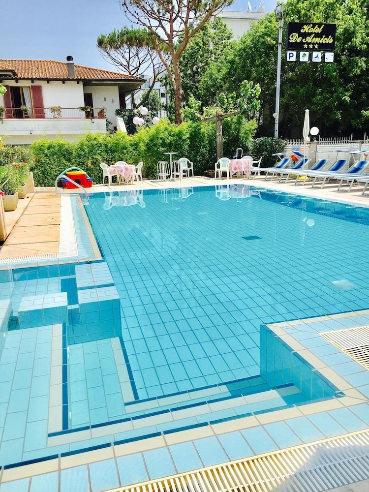 Hotel De Amicis Riccione Exterior photo